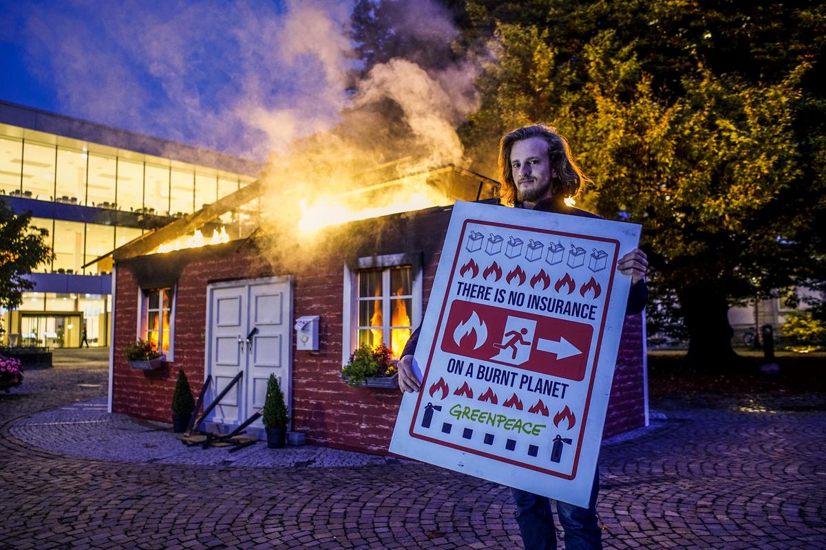 Greenpeace: reinsurance industry ensures climate emergency role