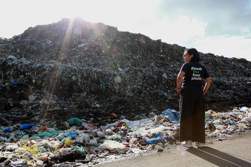 Greenpeace report exposes how multinationals are pretending to solve the plastic crisis