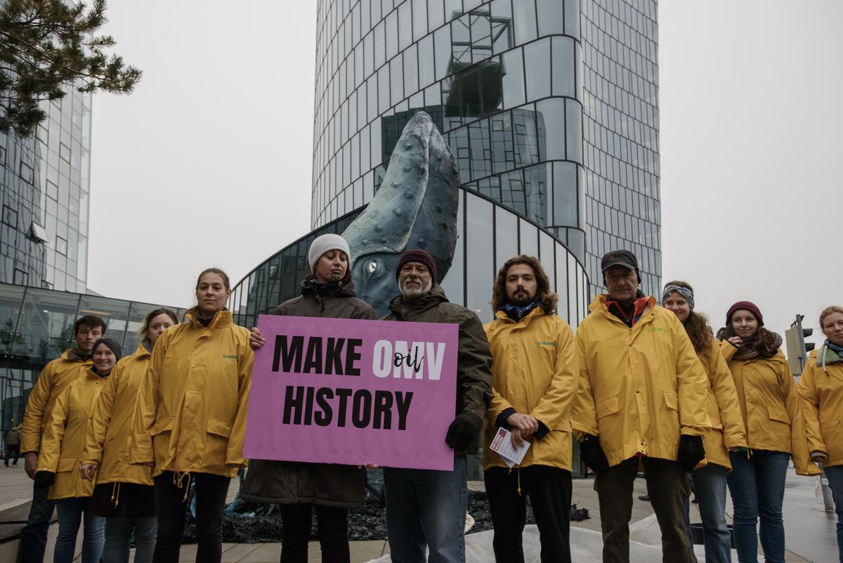 Whale sculpture protest highlights risk of OMV oil spill in New Zealand – Greenpeace