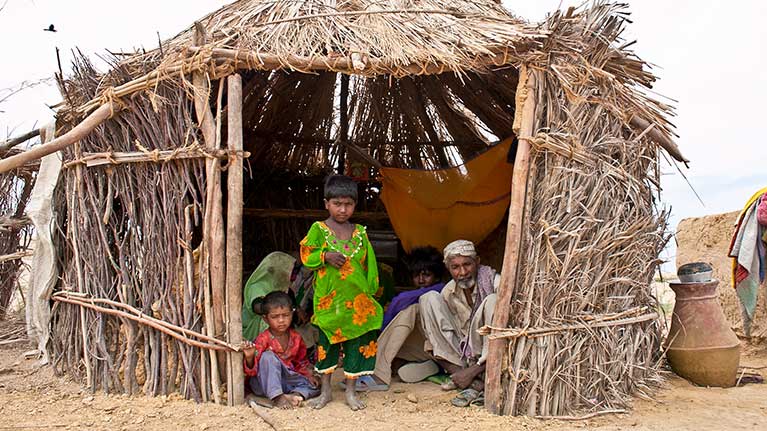 Selon l’OIT, les pays en développement auraient besoin d’investir 1 200 milliards de dollars pour garantir une protection sociale minimale