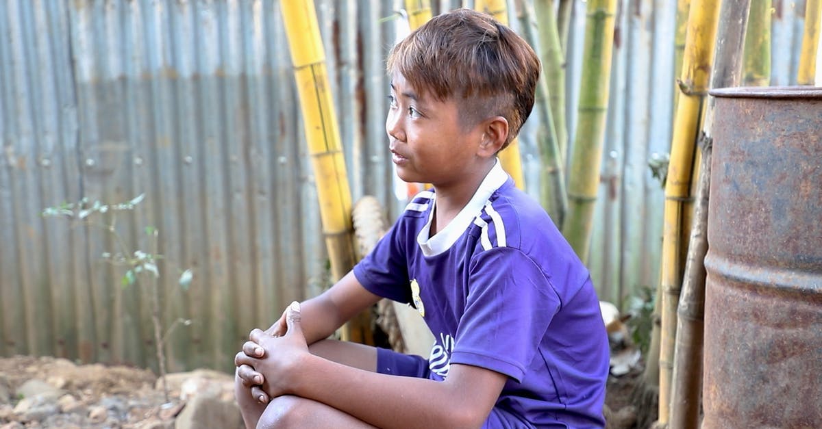Le travail des enfants  dans les mines de jade du Myanmar est un jeu de hasard dangereux