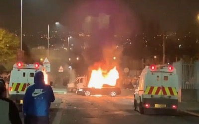 Émeutes unionistes en Irlande du Nord