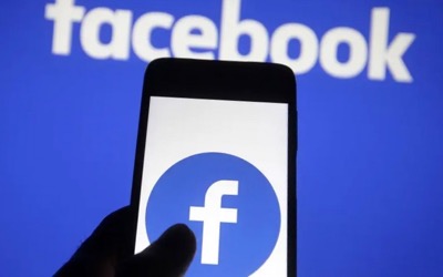 Facebook soutient ou s'oppose à des hommes politiques via des médias