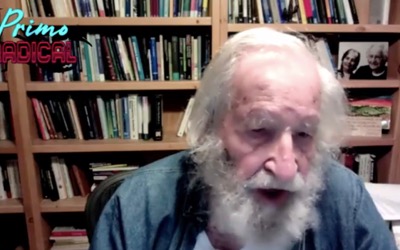 Noam Chomsky pour l'isolation obligatoire des non-vaccinés