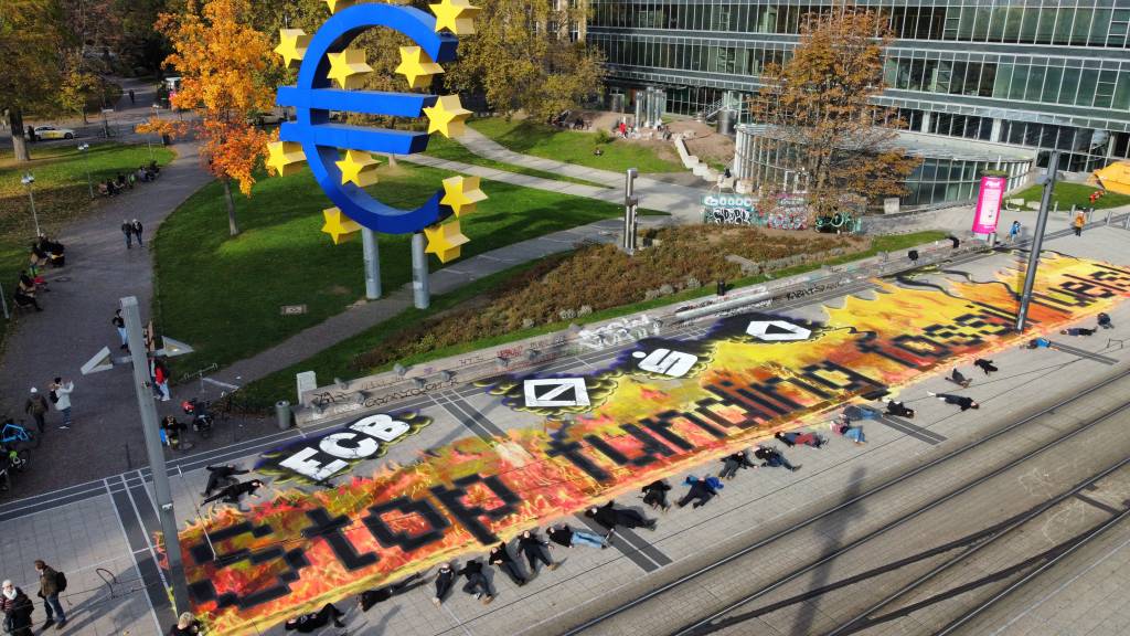 350.org – Five reasons that energy is the dinosaur in the room at the UN climate talks