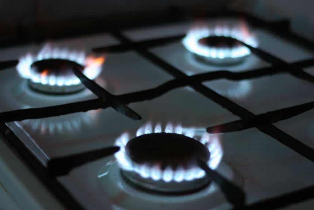 350.org Energy bills skyrocket as Shell reports record profits