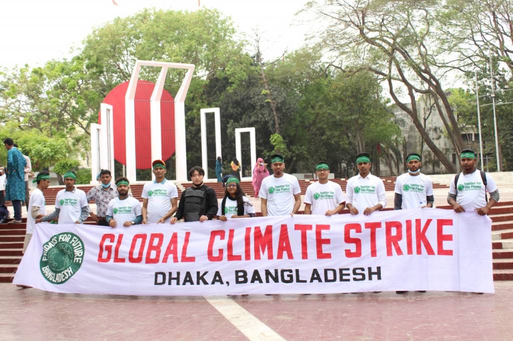 350.org Ramadan: A Time to Reconnect with the Environment and Strengthen the Fight for Climate Justice
