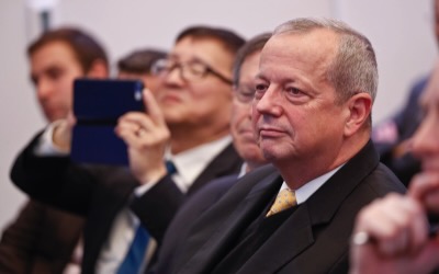 Le général Allen démissionne de la présidence de la Brookings