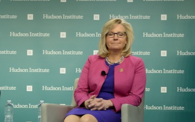 Les gros donateurs démocrates veulent sauver la républicaine Liz Cheney