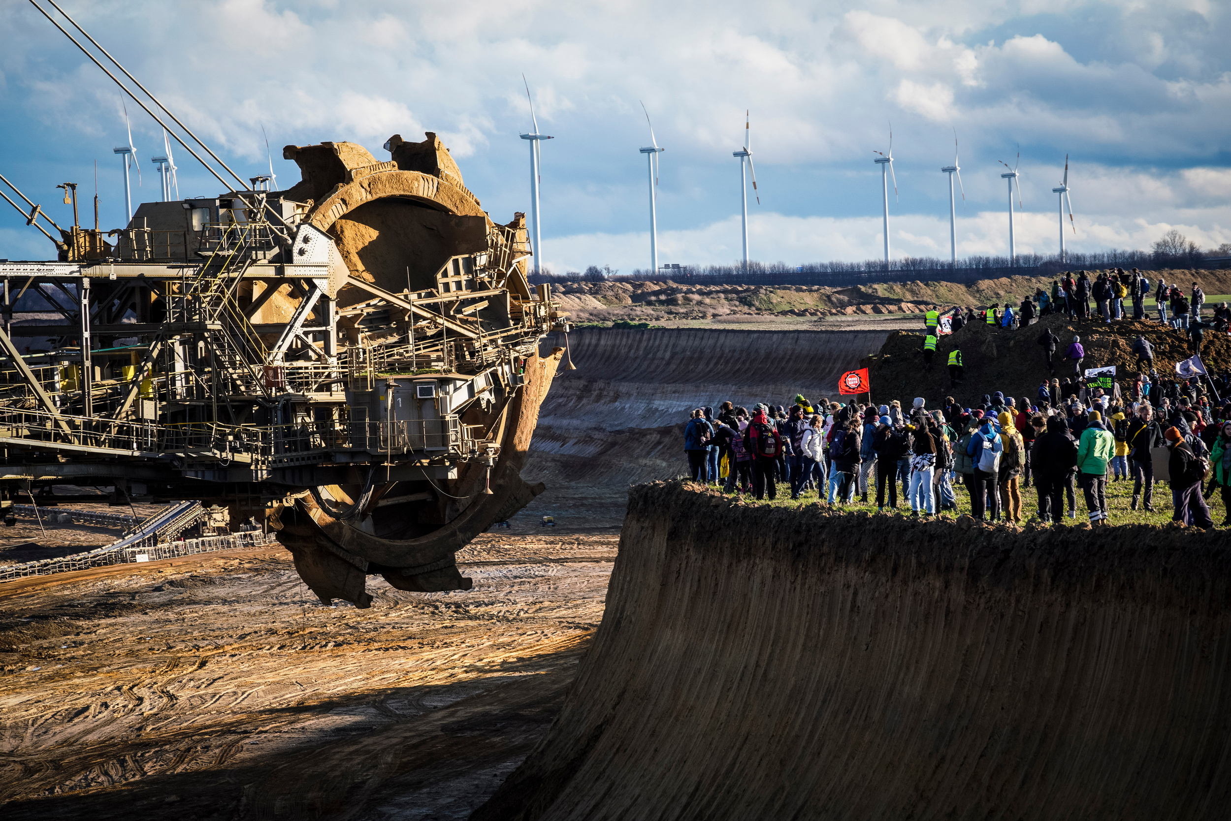Greta Thunberg among thousands protesting against Garzweiler carbon bomb in Lützerath, Germany