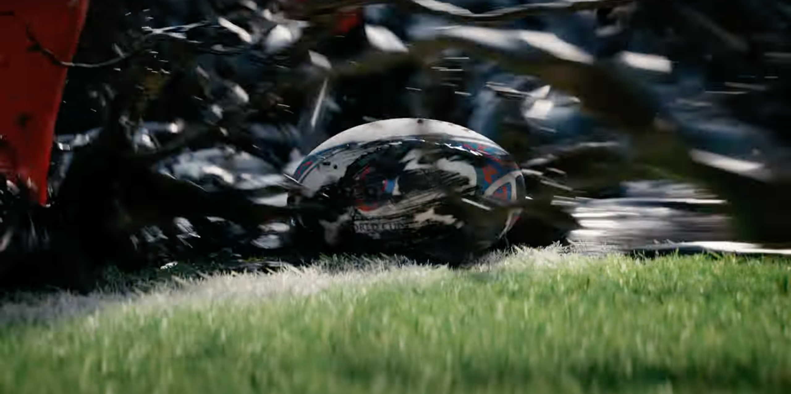 Fossil fuel industry extracts a rugby stadium full of oil every 3 hours 37 minutes - Greenpeace France calls out Big Oil sponsorship at Rugby World Cup