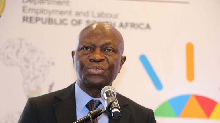 Le Directeur général de l'OIT salue l'engagement des BRICS à garantir le travail décent, la dignité et le respect pour tous