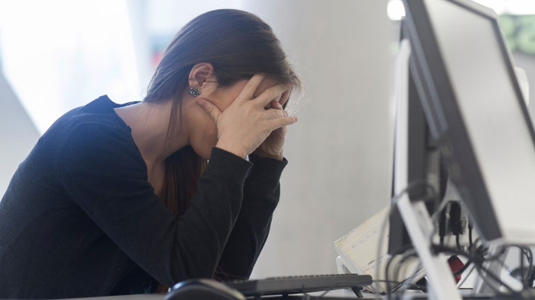 Les mesures de SST sont essentielles pour prévenir la violence et le harcèlement dans le monde du travail, selon un rapport de l'OIT