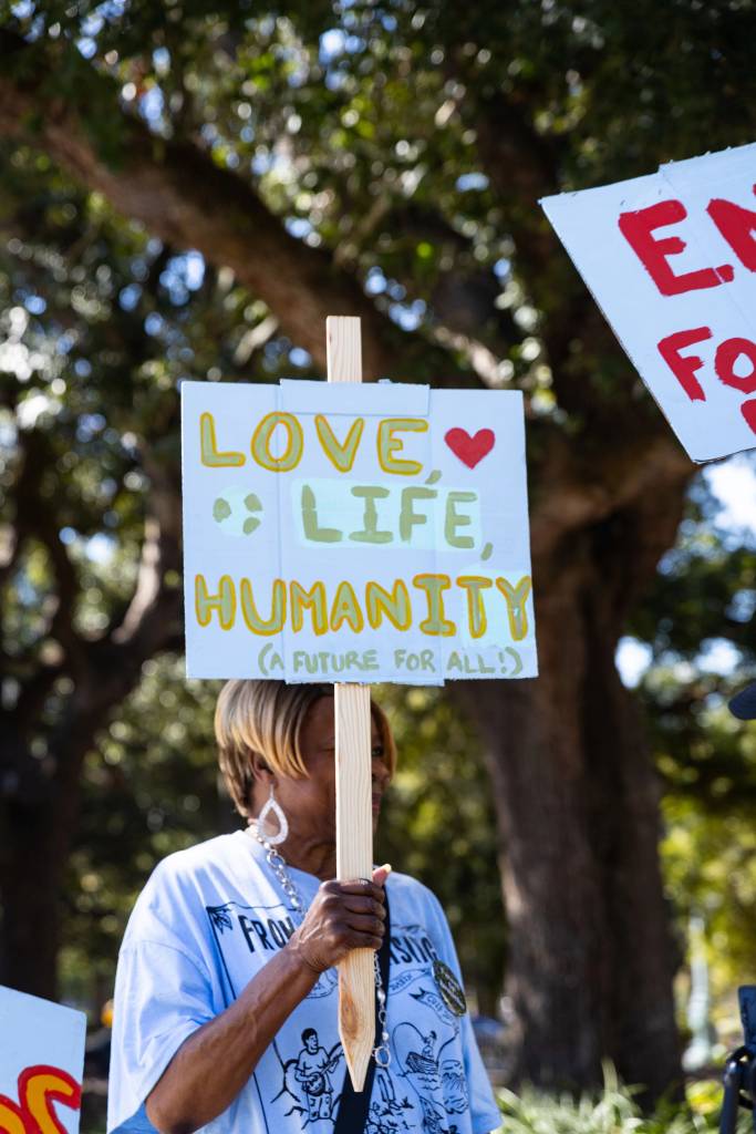 Fossil Free News - love drives our climate movement