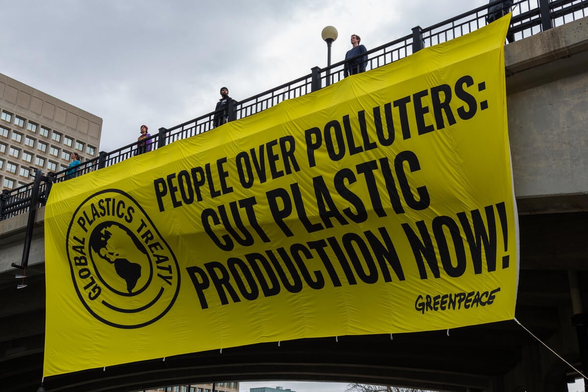 Ottawa plastic talks end in weak compromise