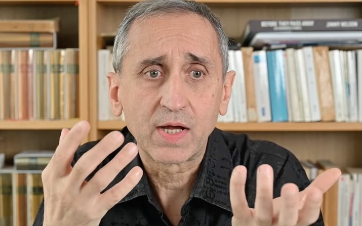 Thierry Meyssan et Le Courrier des stratèges